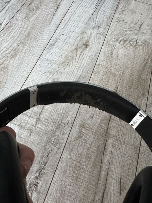 Продам навушники Beats Silver