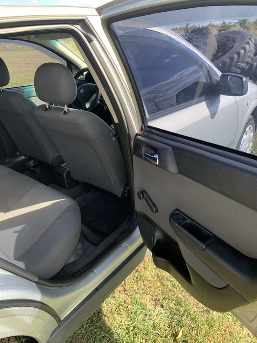 Автомобіль Opel Astra