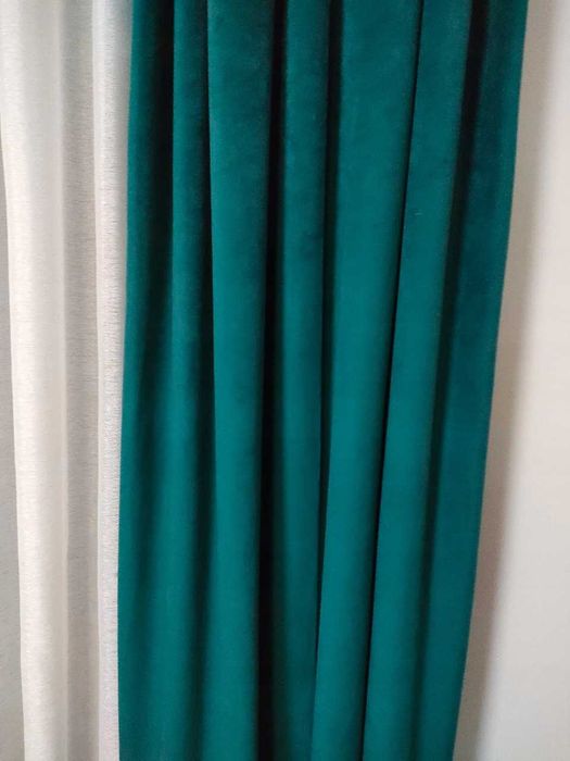 Zasłony welur zaciemniające taśma, tunel, żabki 140 cm x 250 zielone