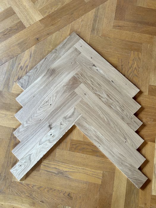 Parkiet warstwowy jodełka dąb montaż produkcja dębowy deska warstwowa