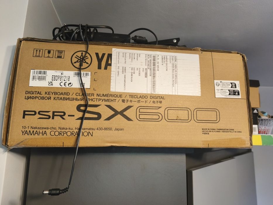 Yamaha psr xs 600
