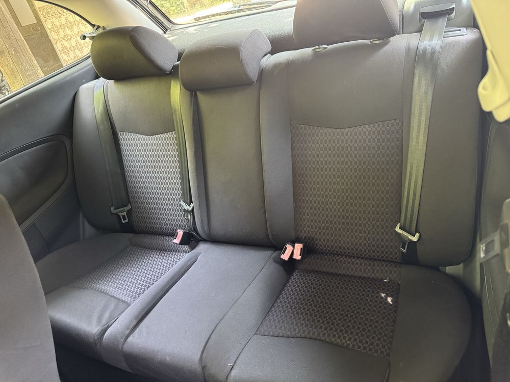 Seat Ibiza 1.4 16V 100cv Gasolina – 2005 – 3 Portas