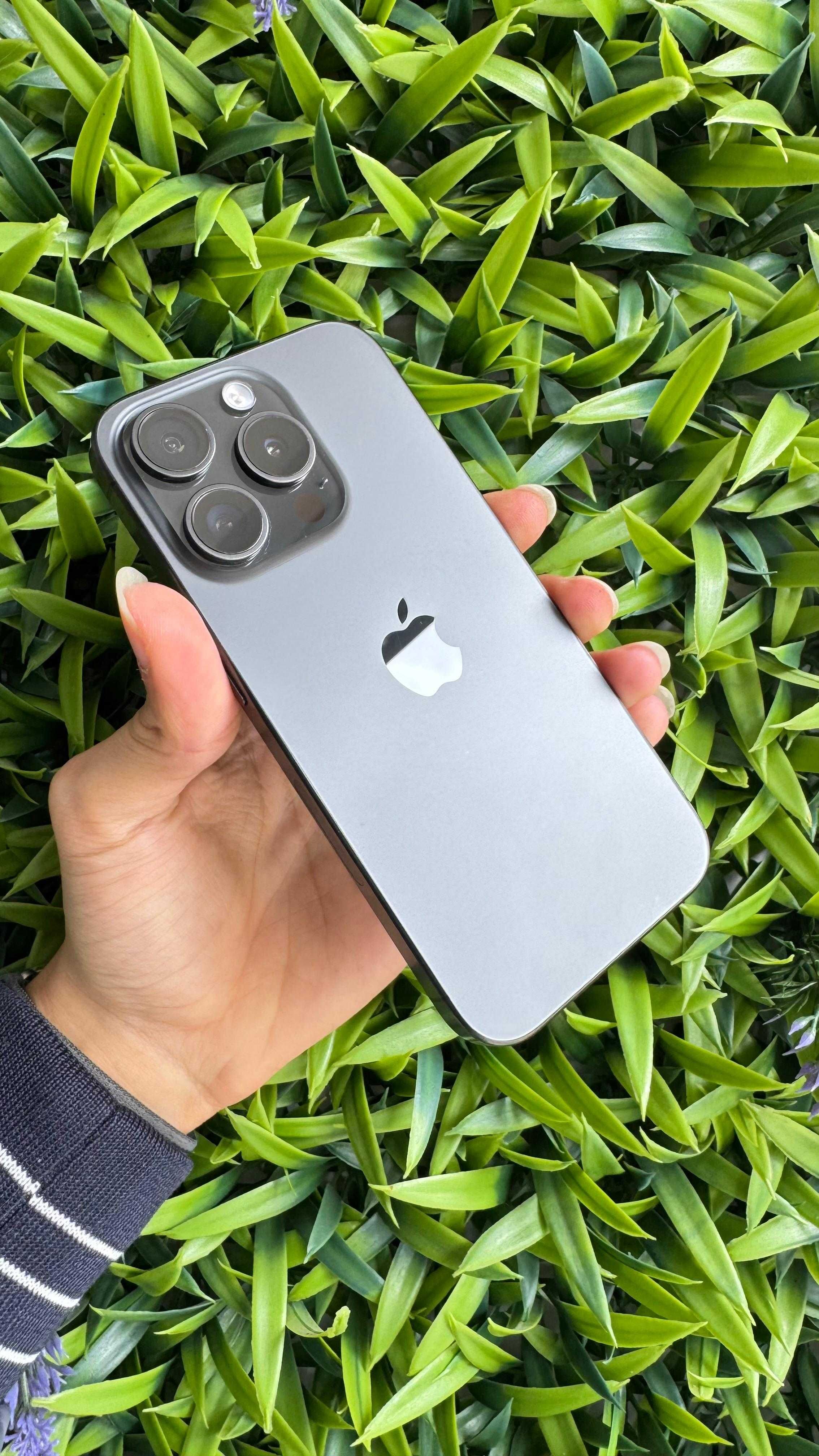 iPhone 15 Pro 128GB eSIM Preto Titânio - Loja Ovar