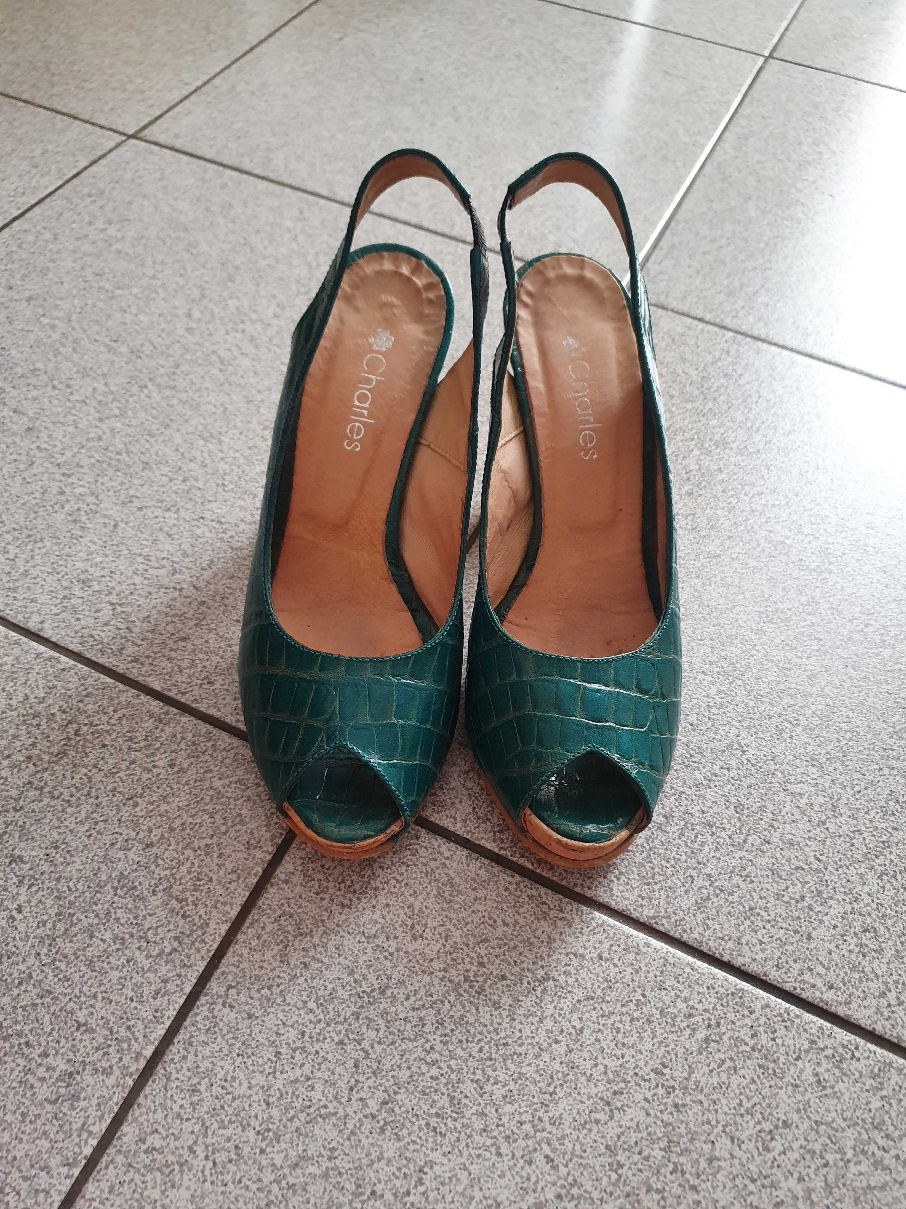 Sapatos como novos