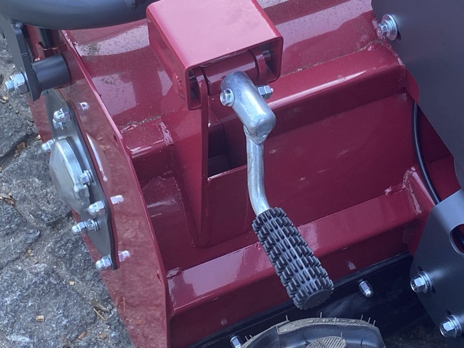 Destrocedor triturador de mato erva gasolina 9cv