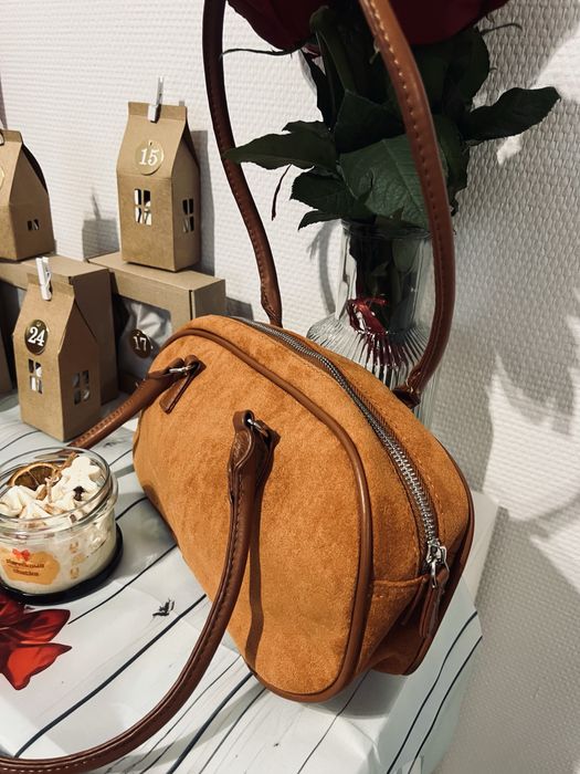 Karmelowa torebka damska zamszowa kuferek elegancka na ramie do ręki