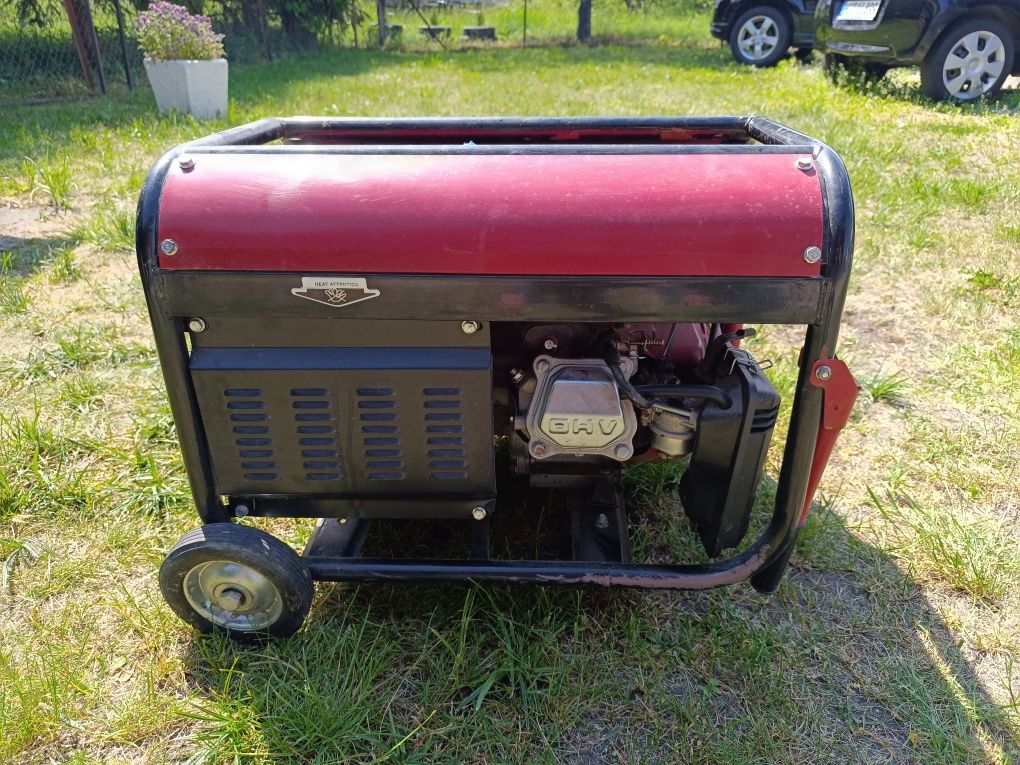 Agregat prądotwórczy 3.8KW(230v) i 6.7KW(400v) 3 Fazowy