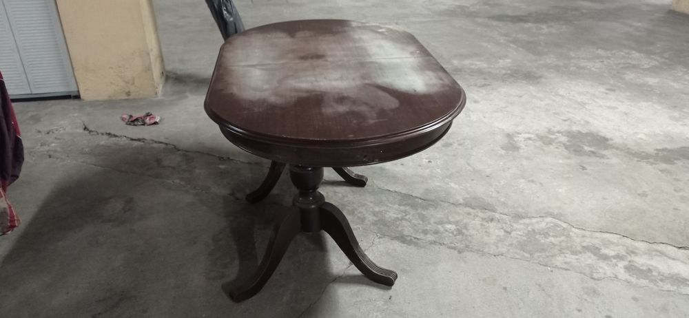 Mesa de sala ou cozinha