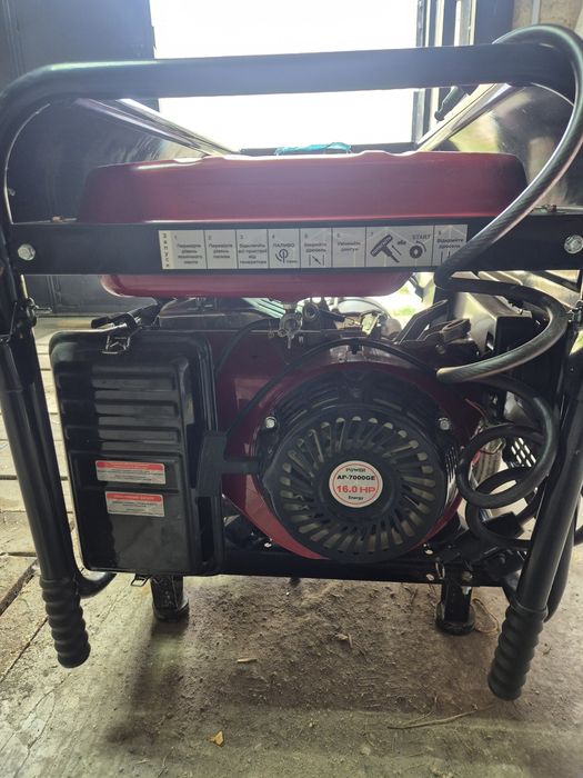 Продам Бензиновий Генератор на 7 квт,виробництво Італія