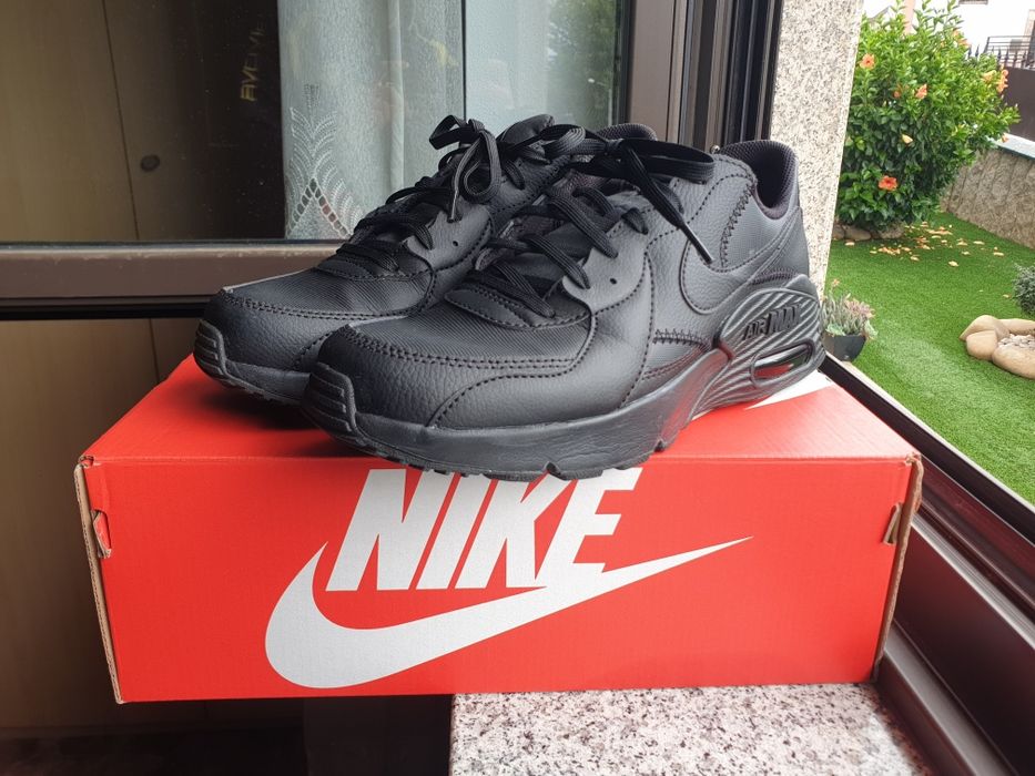 Nike Air Max Excee Leather