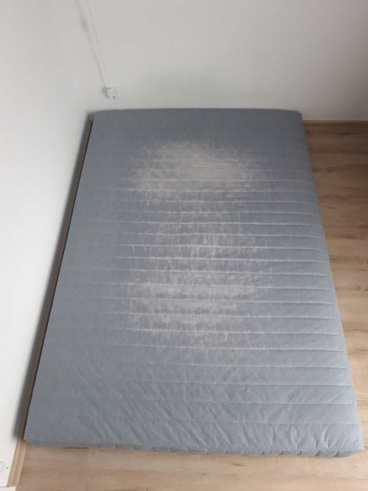 IKEA VADSO materac sprężynowy 140x200 twardy