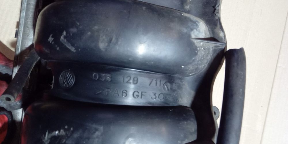 Впускний Коллектор Колектор 1.4 1.6 16V Golf 4 Bora Octavia A3 Leon