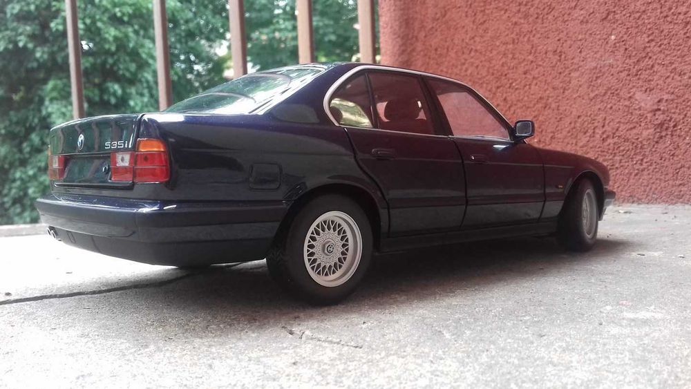 BMW 535i E35 minichamps 1:18 model samochodu