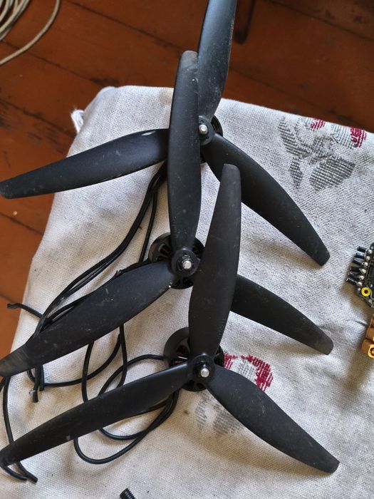 Запчастини з fpv дронів