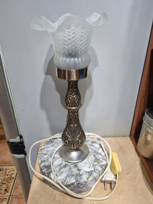 Люстра ,світильник