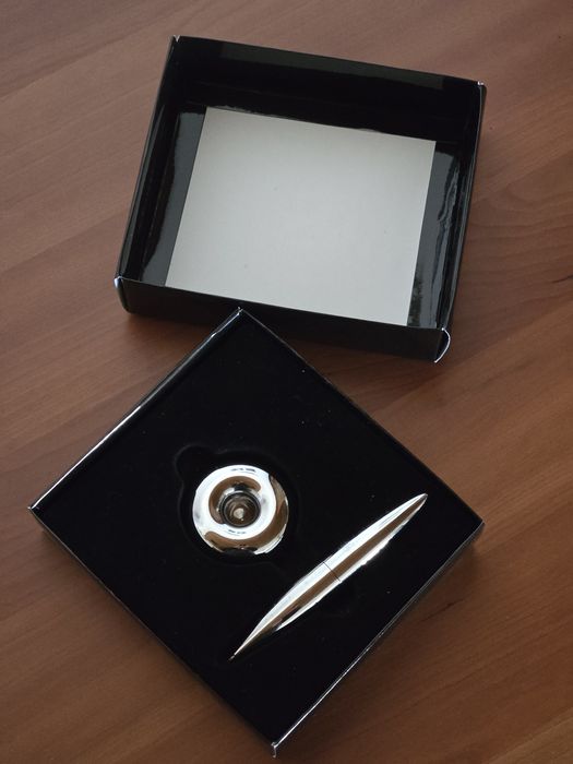 Caneta Philippi Lucy com Suporte