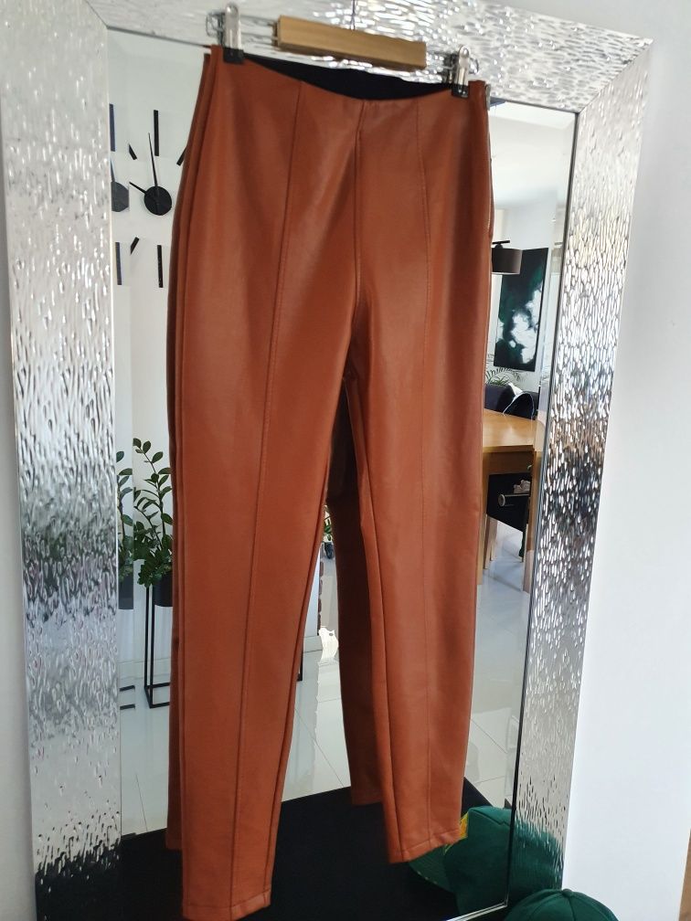 Skorzane spodnie New Look 40 L leginsy ocieplane