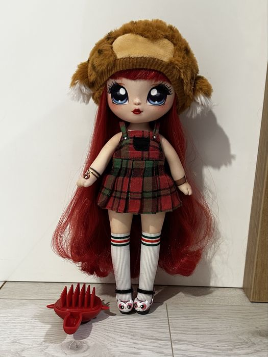 Na! Na! Na! Surprise Teens Samantha Smartie