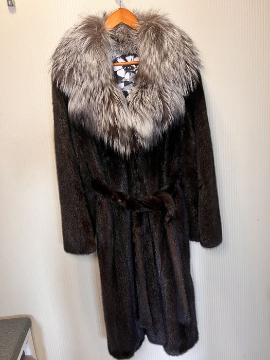 Шуба норкова натуральна