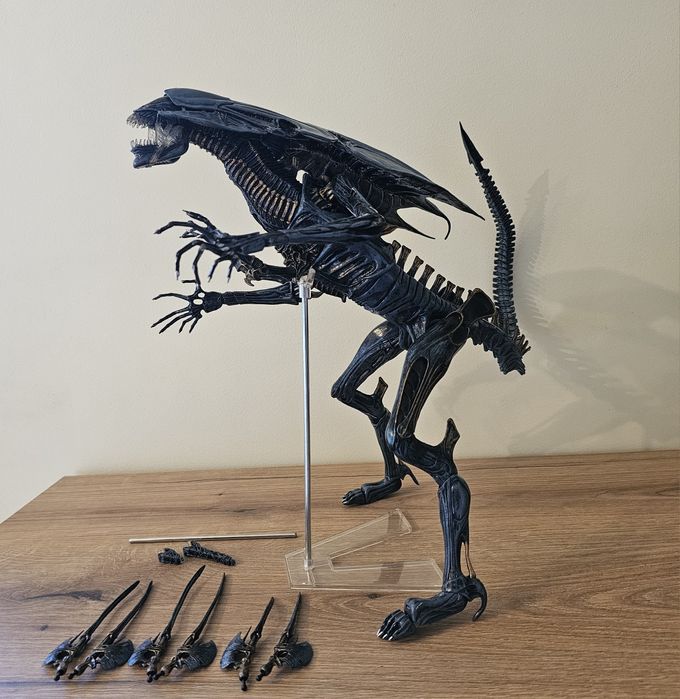 Figurka Alien Queen Neca z filmu Obcy Oryginał