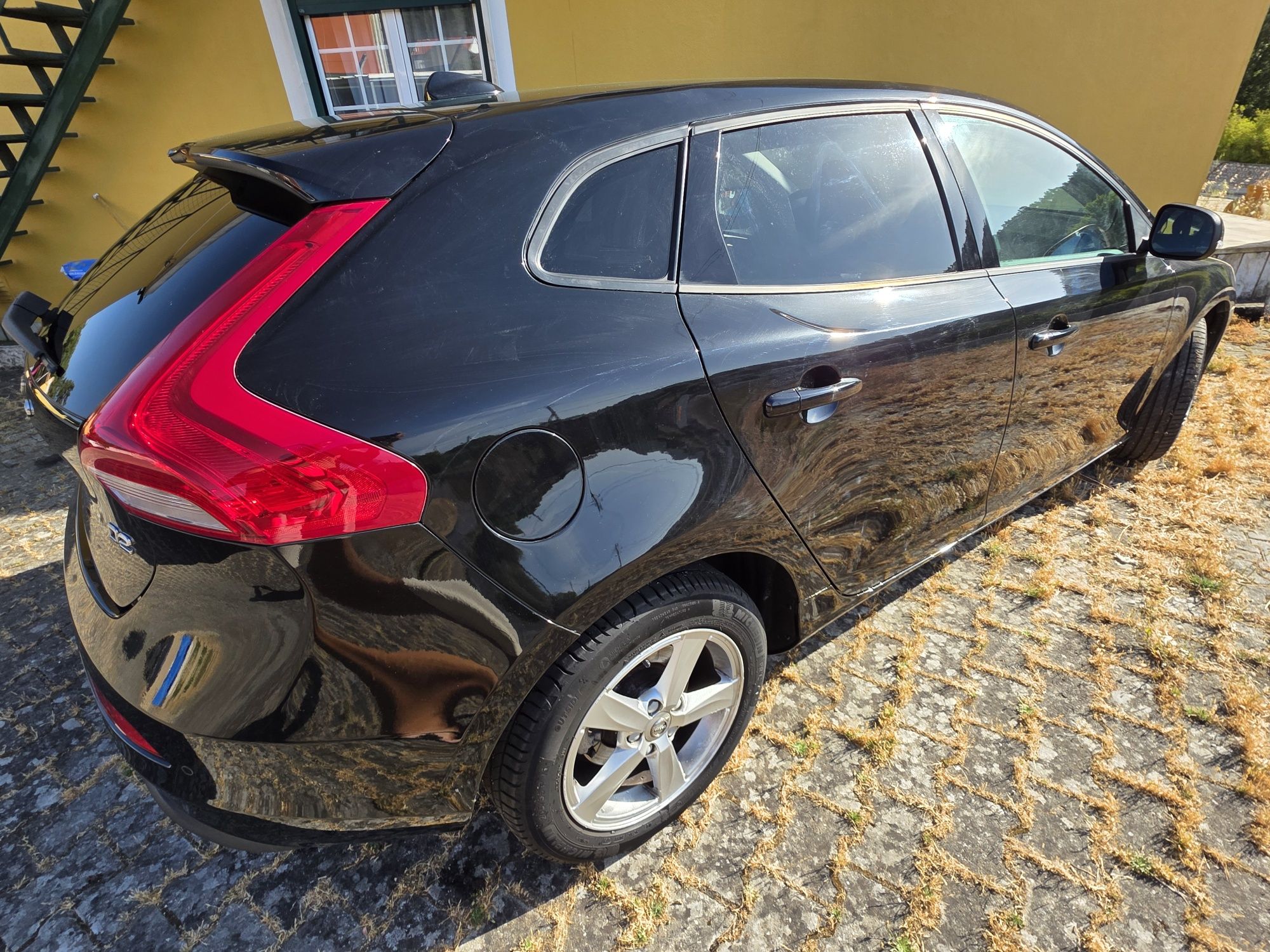 Volvo V40 D2 importado