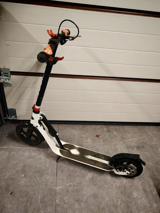 Hulajnoga HUDORA 120kg, dla dorosłych, pompowane koła