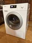 Сушильна машина Miele TKB 450 WP.8 kg/тепловий насос/
