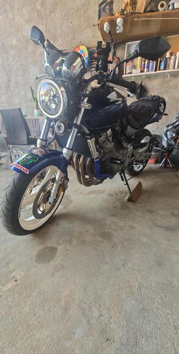 Vendo ou troco Honda Hornet 600 98 pc34