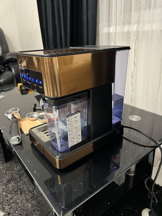 Кавоварка Latte з Німеччини Klarstein Arabica Comfort 10041524