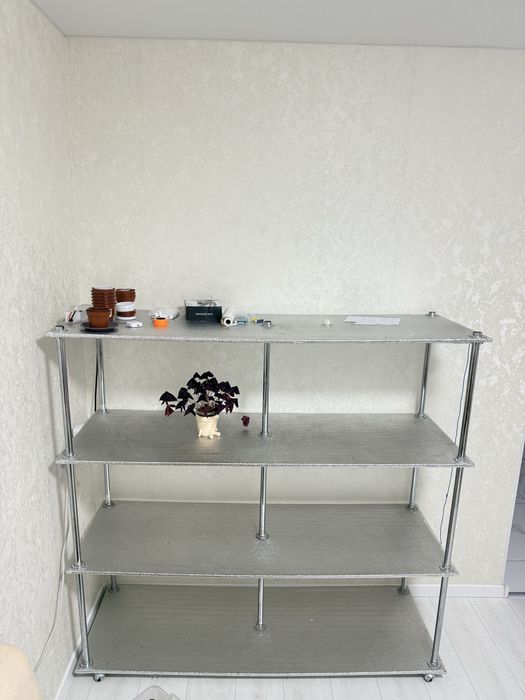 Стелаж для квітів з підсвіткою