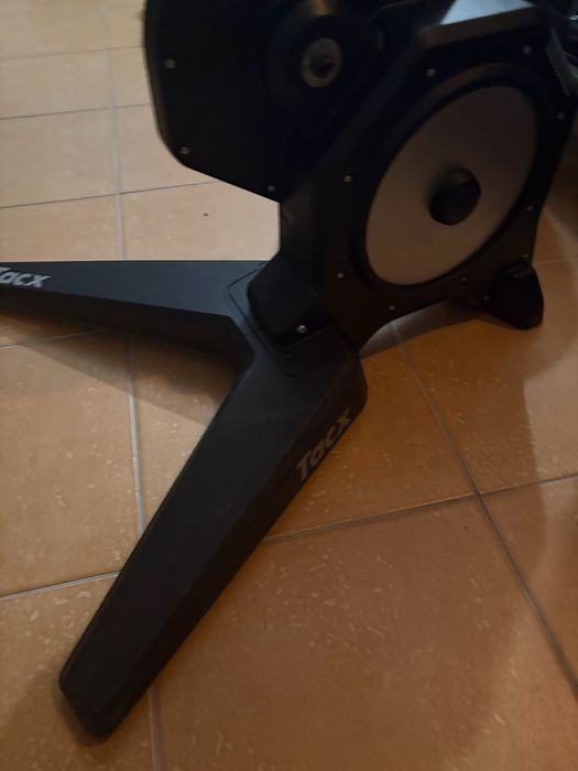 Trenażer rowerowy Tacx flux s