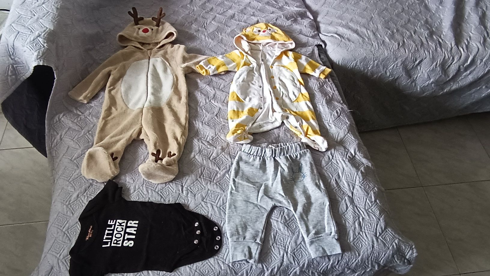 Roupa de menino dos 0 aos 6 meses