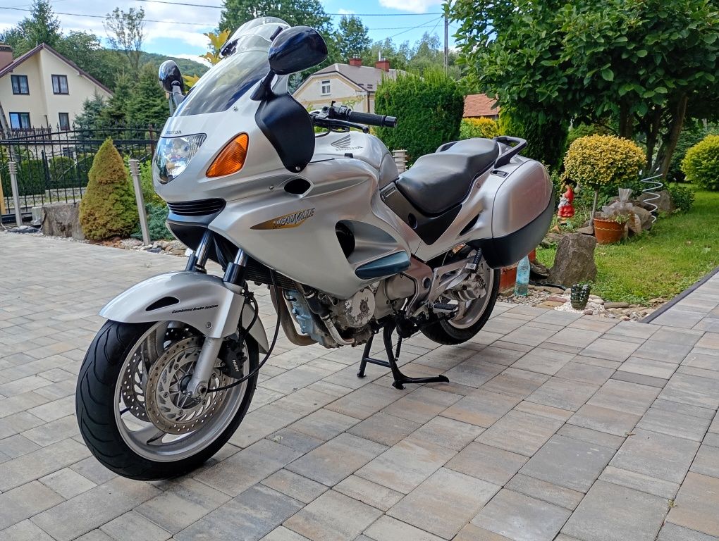Honda  deauville NTV 650 sprowadzony z Belgii z 2002 roku