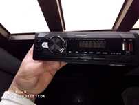 Vende se auto radio