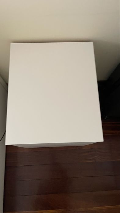 Mesa cabeceira c/ 2 gavetas