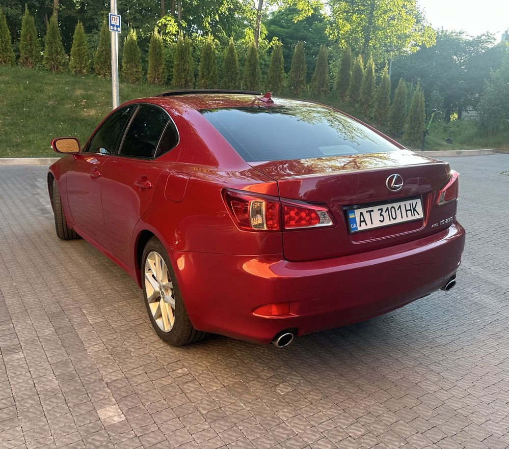 Lexus IS 250 AWD