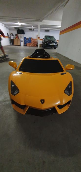 Feber lamborghini avariado