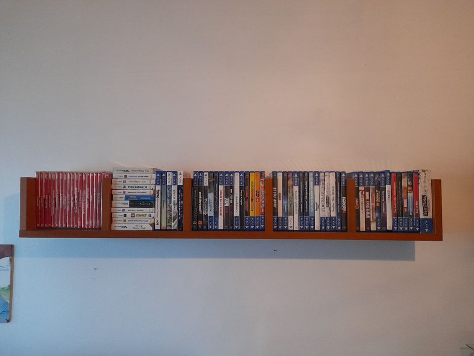 Estante jogos / livros