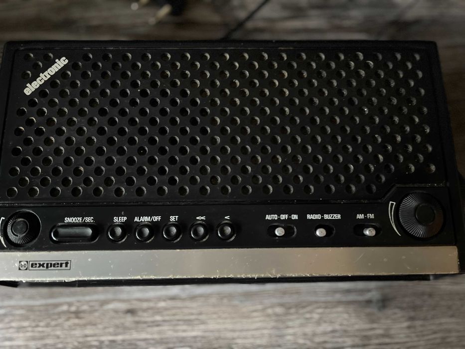 Продам радіо Expert FA- 212- олдскул, який заряджає атмосферою!