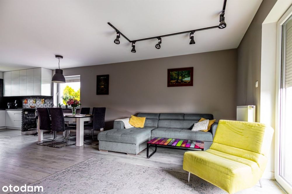 Komfortowy bliźniak na 3-arowej działce z altanką