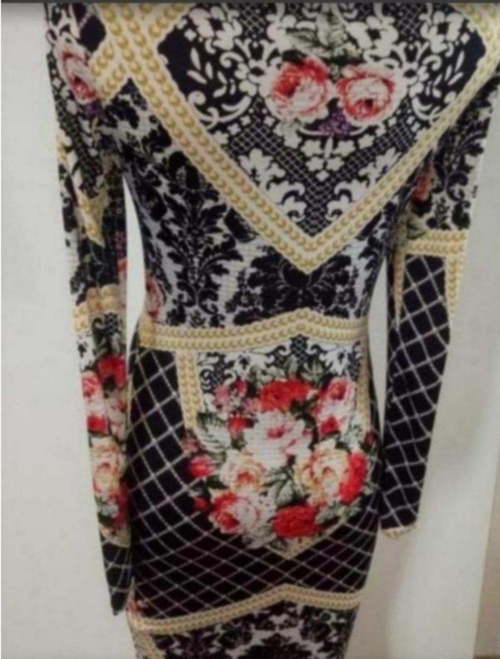 Жіноча сукня з квітковим принтом плаття бароко по фігурі 44-46р