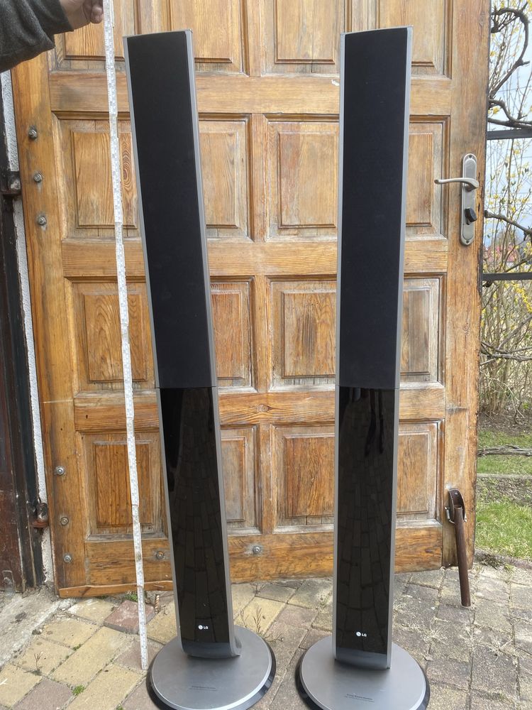 Dwie kolumny głośnikowe LG , model  LHS-76 IHS