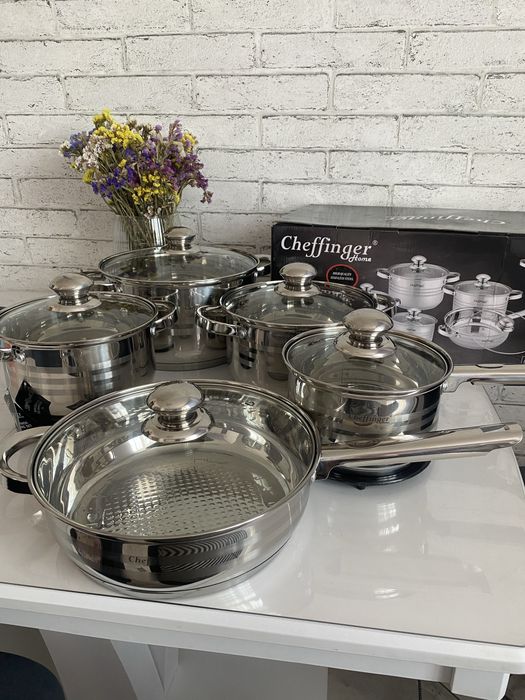 Набір каструль