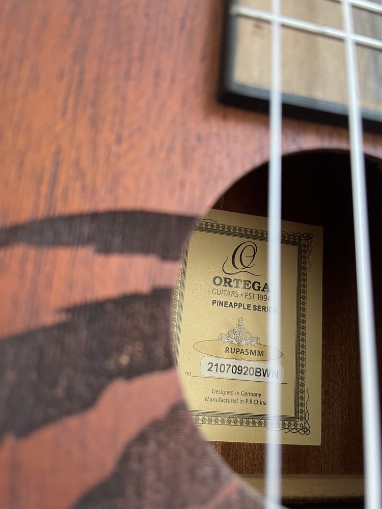 Ukulele koncertowe w stylu Lilo i Stich