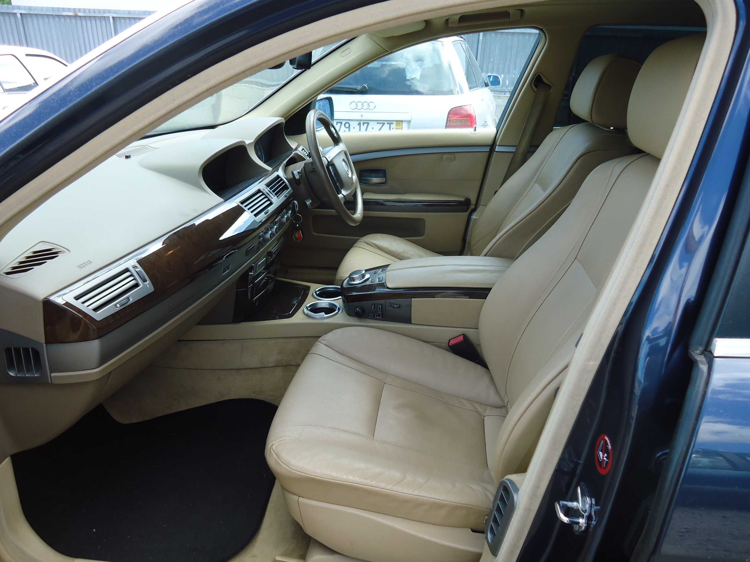 BMW 750 Li (N62B48B) de 2007 Peças/ Completo