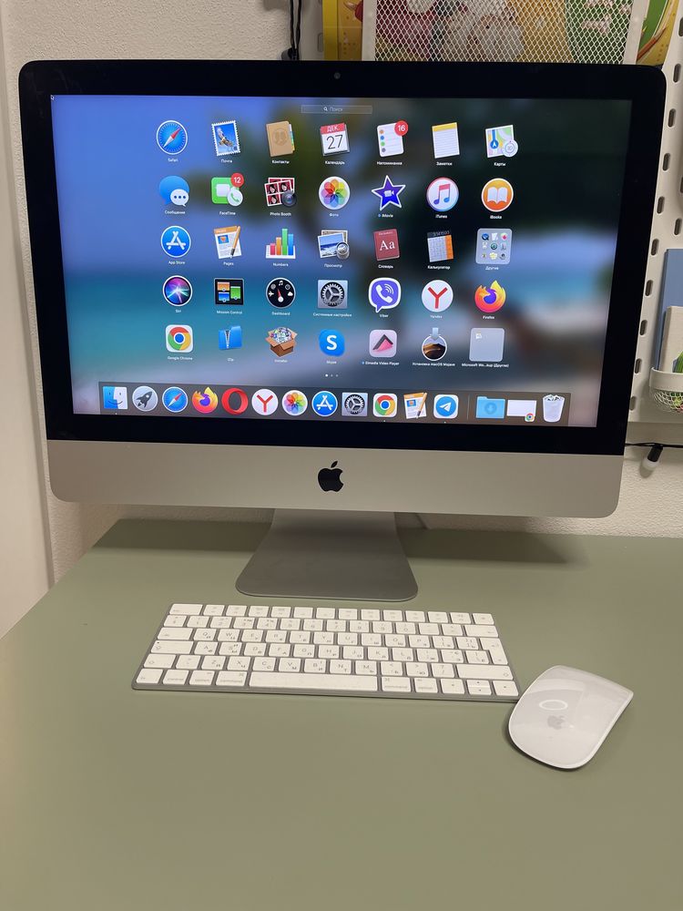 IMac 21.5 в идеальном состоянии