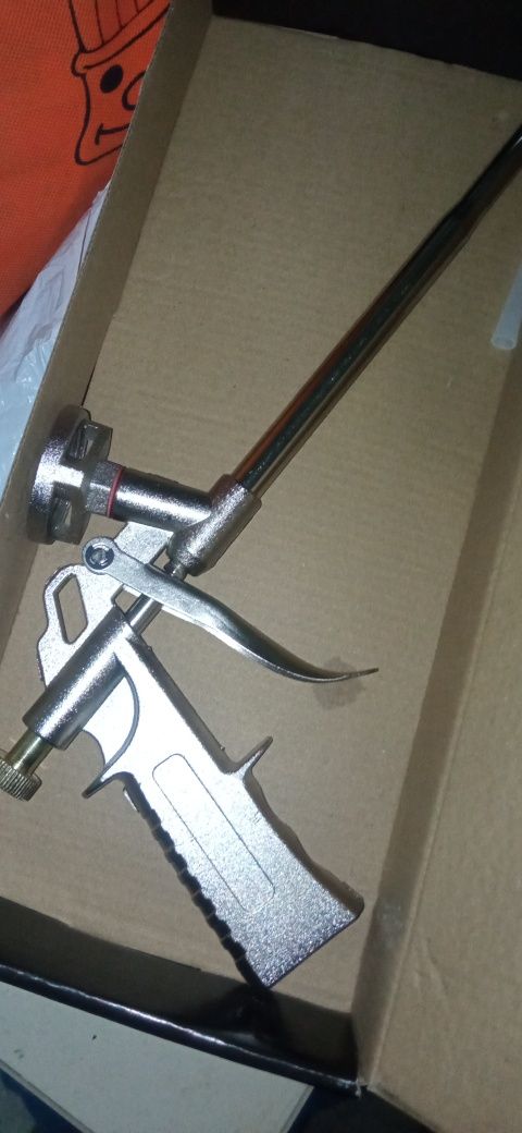 Pistolet do pian Ceresit