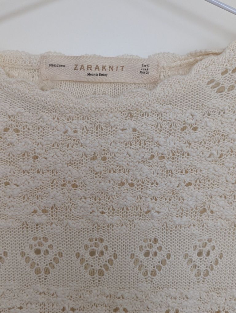 Sukienka ażurowa Zara