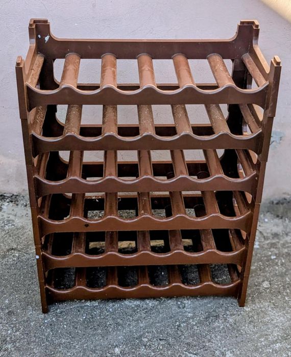 Stojak/regał na wino