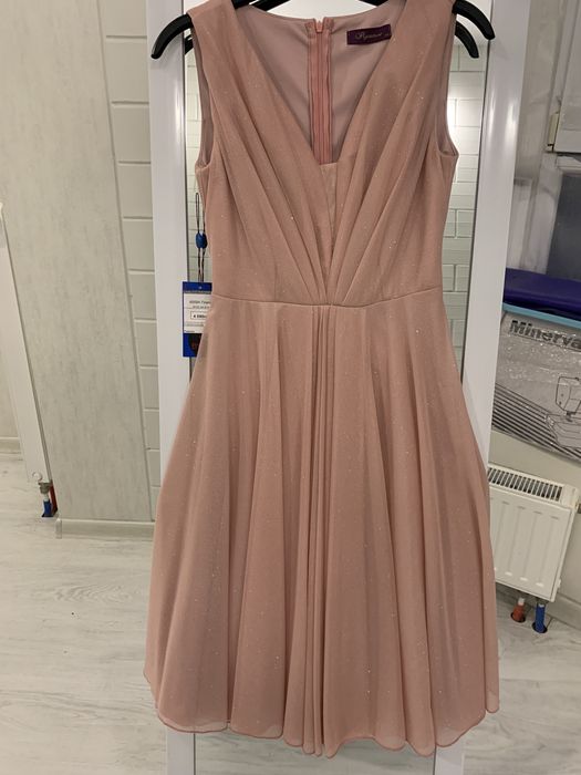 Платье нарядное выпускное